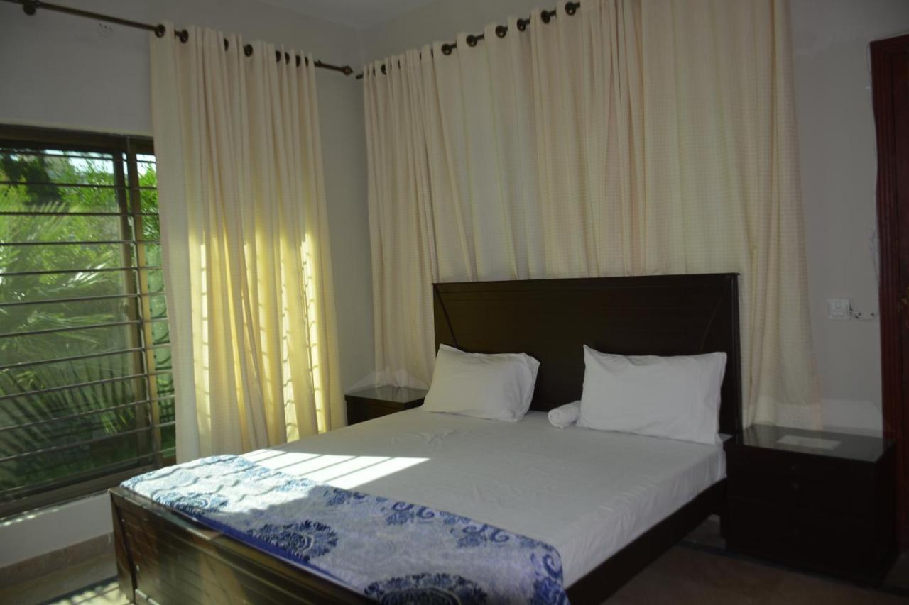 The Travelers Den Hotel อิสลามาบัด ภายนอก รูปภาพ