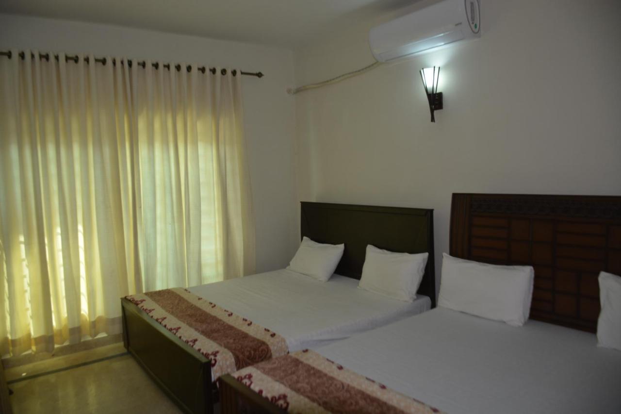 The Travelers Den Hotel อิสลามาบัด ภายนอก รูปภาพ