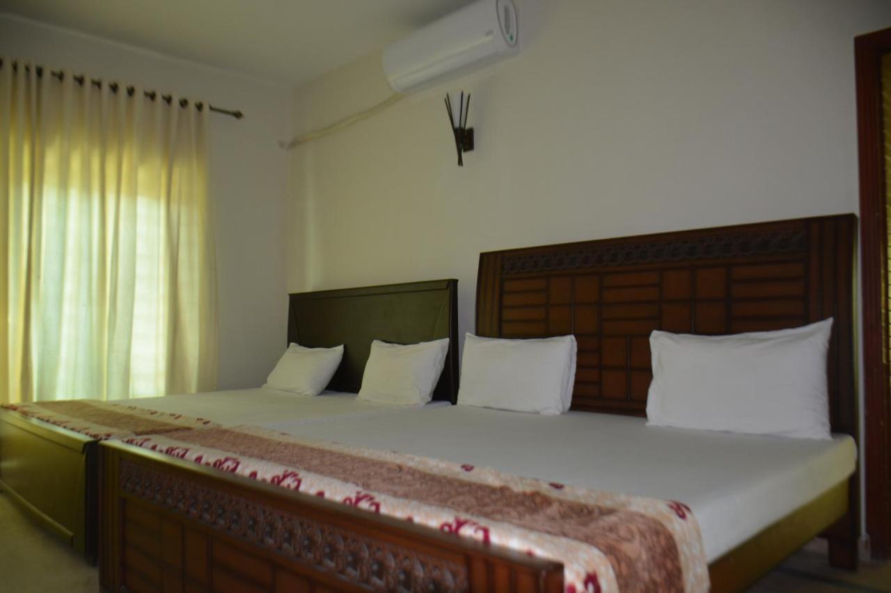 The Travelers Den Hotel อิสลามาบัด ภายนอก รูปภาพ