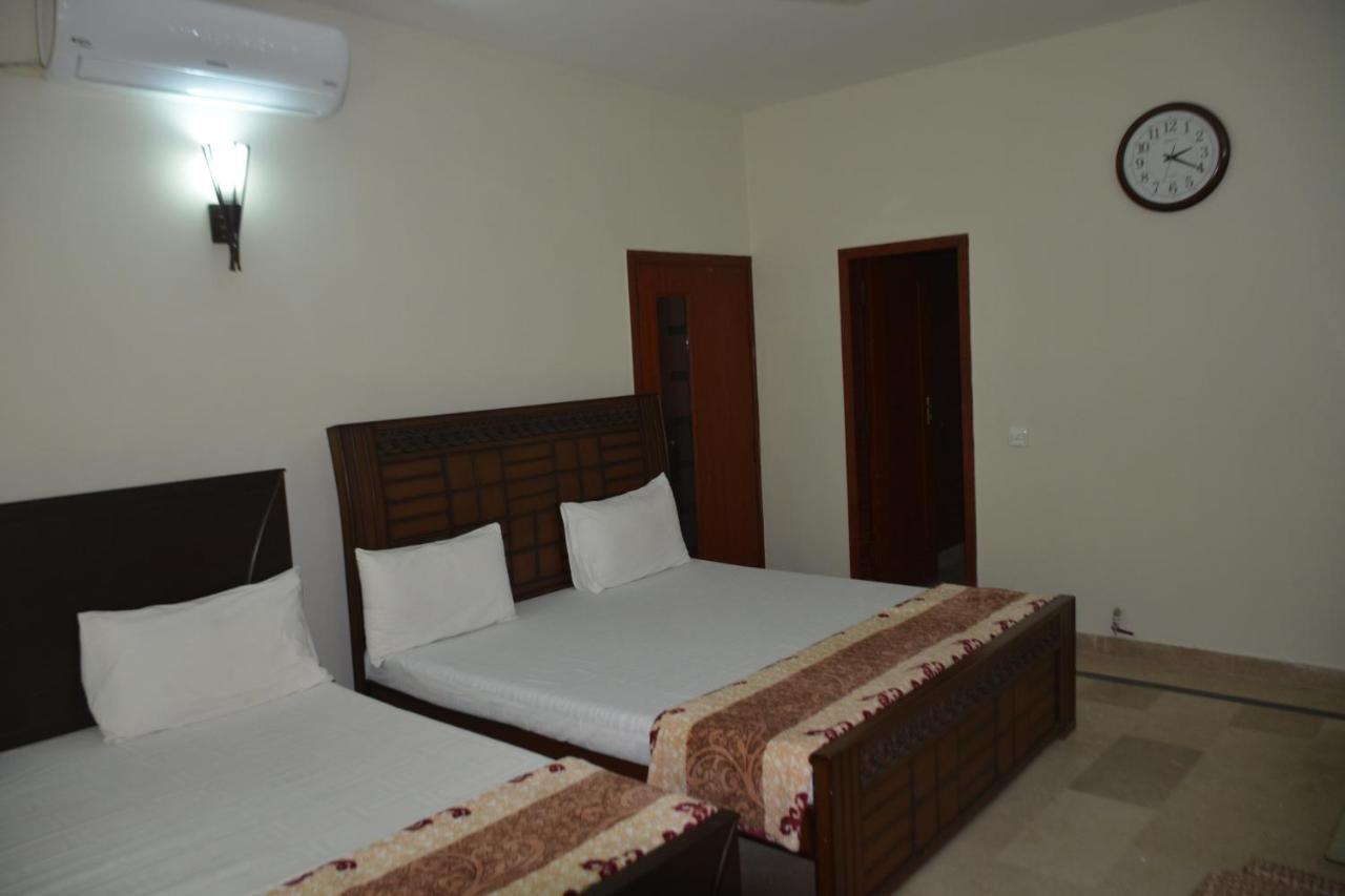 The Travelers Den Hotel อิสลามาบัด ภายนอก รูปภาพ